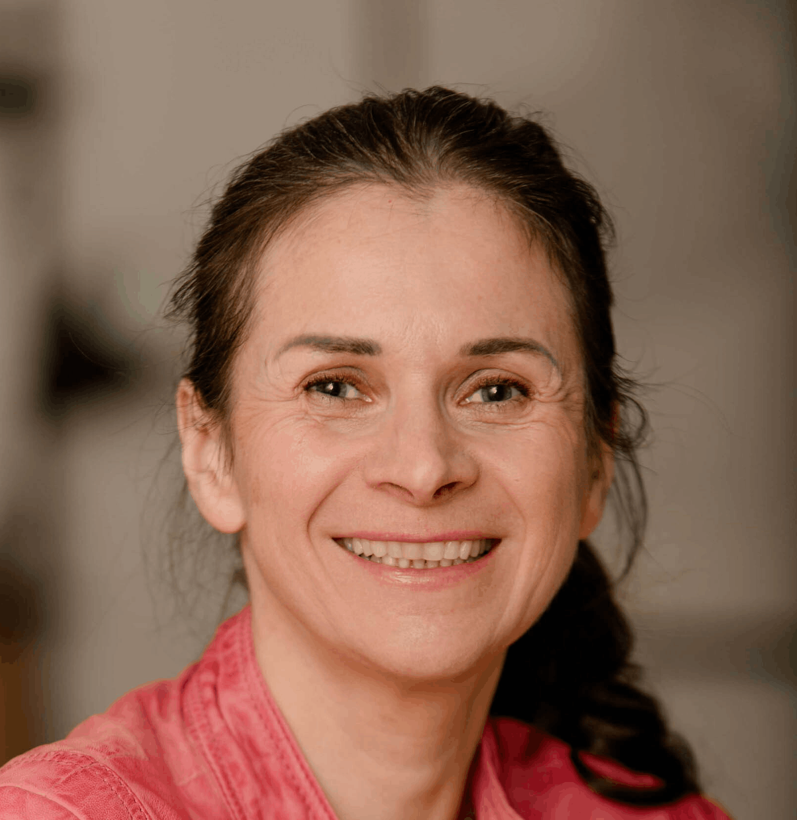 Portrait von Bernadette Bruckner.